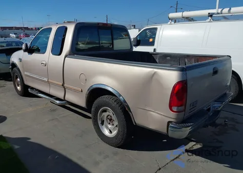 1998 Ford F-150 Lariat/Standard/Xl/Xlt z USA, uszkodzony, nr VIN 1FTZX1766WNB09724